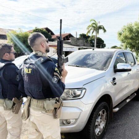 PRF recupera caminhonete furtada na BR-163