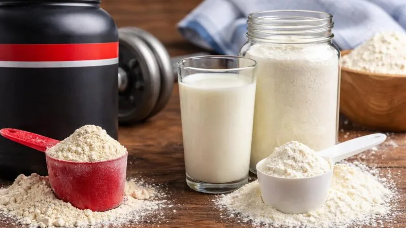 Substituindo Whey por Leite em Pó: O que Você Precisa Saber